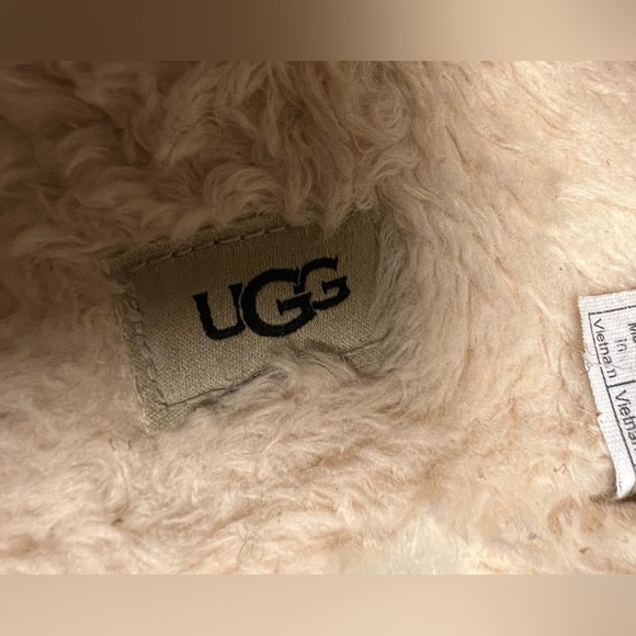 UGG Sherpa Fuzz Sugar Cross Plant Based Sustainable Platform Slides - Picture 8 of 16